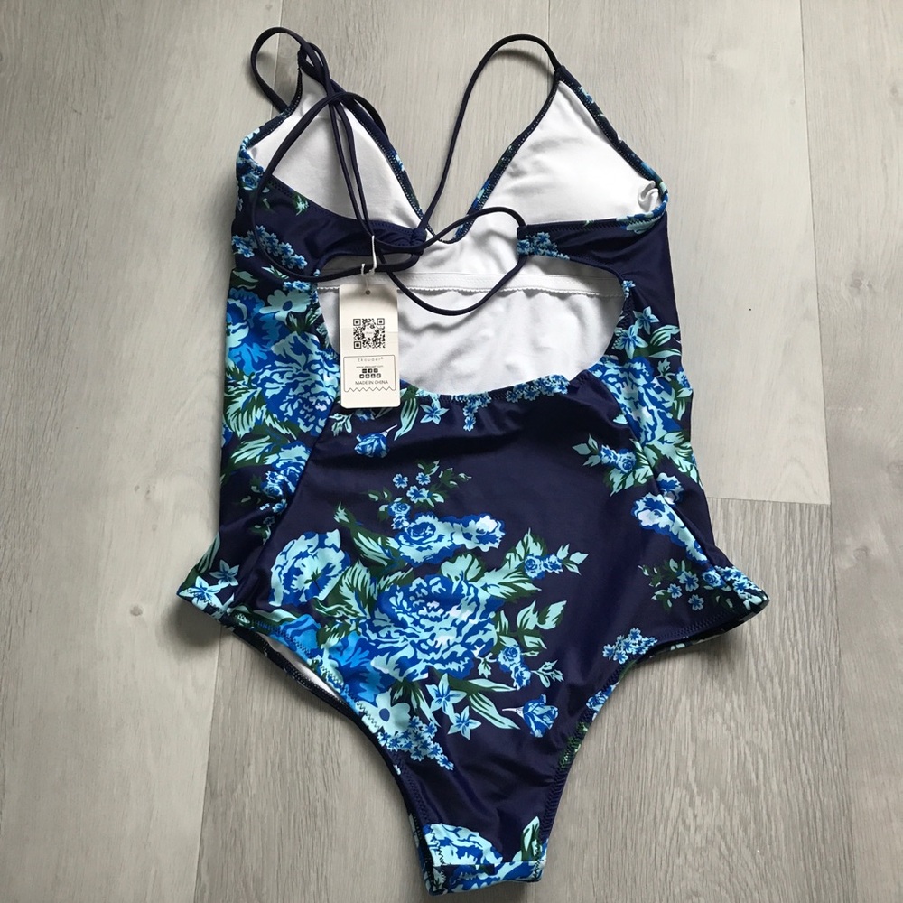 EKOUAER BLUE FLORAL SWIMSUIT CRISS CROSS BACK WOMENS LARGE - Picture 5 of 9